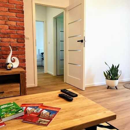 Nowoczesny Apartament Na Promenadach Wroclawskich Eksteriør bilde